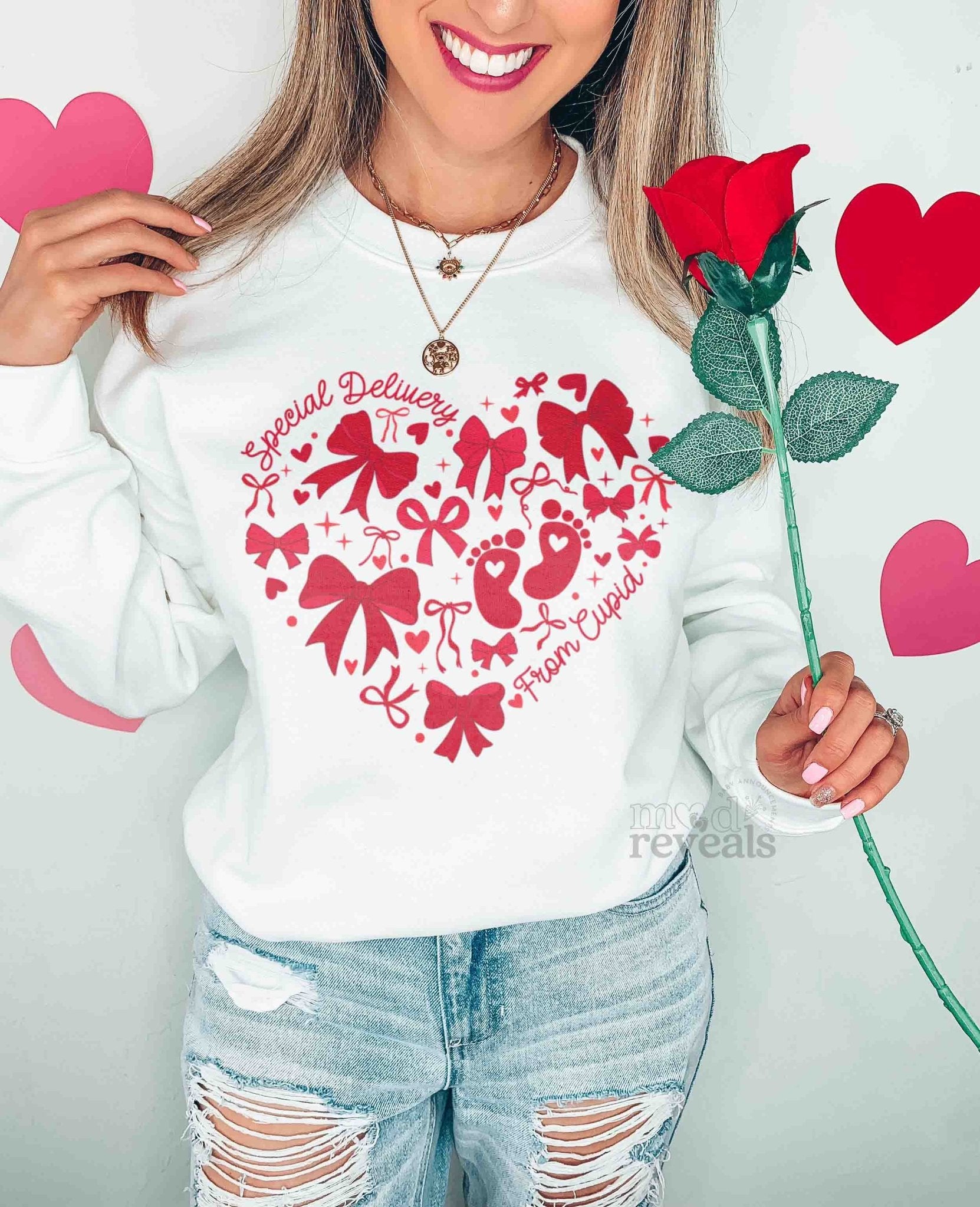 Coquette Heart Sweatshirt - Mod Reveals